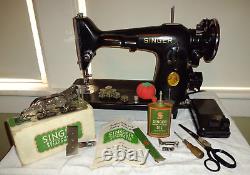 1940 Singer 201 sewing machine HEAVY DUTY LEATHER DENIM Tested Bobbins Extras