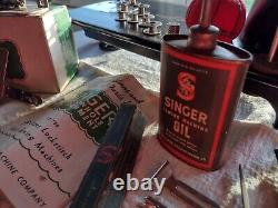 1940 Singer 201 sewing machine HEAVY DUTY LEATHER DENIM Tested Bobbins Extras