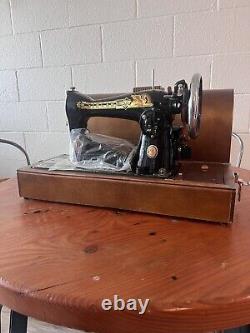 1970s Never Used Heavy Duty swinger sewing machine