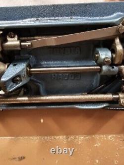 1971 Morse sewing machine in BLUE Mod R-5L 73095 Heavy Duty Speed Dial