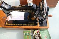 Antique/vintage Singer Sewing Machine Heavy Duty Domed Case 99k Hand Cranked