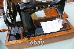 Antique/vintage Singer Sewing Machine Heavy Duty Domed Case 99k Hand Cranked