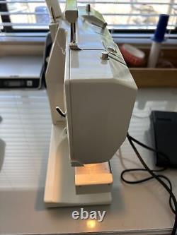 Bernina 1010 Sewing Machine with Heavy Duty Dust Cover WORKS GREAT