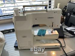 Bernina 1010 Sewing Machine with Heavy Duty Dust Cover WORKS GREAT