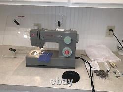 Excellent SINGER 5532 HEAVY duty sewing machine-with Accessories-and Extension
