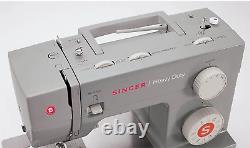 Heavy Duty 4423 Sewing Machine Recertified 4423FR