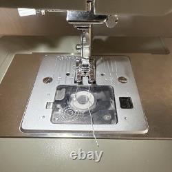 Heavy Duty 4452 High Speed Sewing Machine With Accessory Kit Strong Motor