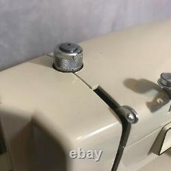 Heavy Duty KENMORE Sewing Machine Model 158-13250 Sears & Roebuck made in Japan