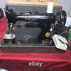 Heavy Duty Vtg Singer 66 Sewing Machine Gold Black Estate Sale Find NICE