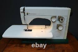 Husqvarna Practica II 5230 Sewing Machine Zig Zag Sail Maker Canvas Heavy Duty