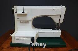 Husqvarna Practica II 5230 Sewing Machine Zig Zag Sail Maker Canvas Heavy Duty