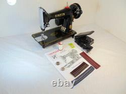 INDUSTRIAL STRENGTH HEAVY DUTY SINGER 99K SEWING MACHINE 14 oz Leather WOW