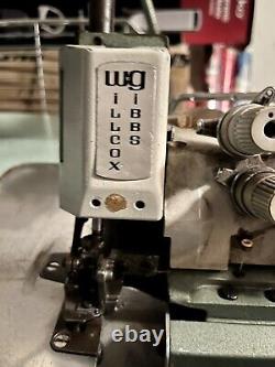 Industrial serger sewing machine heavy duty- Five Thread- Works Great