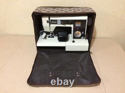 Jones VX520 Heavy Duty Zig Zag Electric Sewing Machine with Accessories