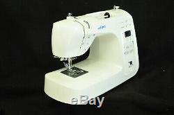 Juki Hzl E71 Sewing Machine In Pristine Condition-heavy Duty-quilters Love It