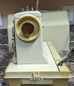 Kenmore 158 14101 Vintage Heavy Duty Sewing Machine with Case Tested Working Used