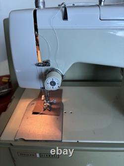 Kenmore Metal Sewing Machine 158.16510, Foot Pedal- Pistachio- Heavy Duty Works