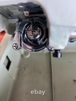 Kenmore Metal Sewing Machine 158.16510, Foot Pedal- Pistachio- Heavy Duty Works