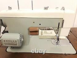 Kenmore Vintage Sewing Machine metal 1.0 amp zigzag HEAVY (Q929)p2