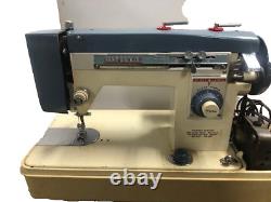 LEATHER UPHOLSTERY CANVAS DENIM HEAVY DUTY WHITE 265 SEWING MACHINE made Japan