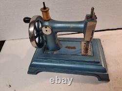 Late 1930's French heavy cast iron BABY toy sewing machine