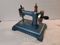 Late 1930's French heavy cast iron BABY toy sewing machine