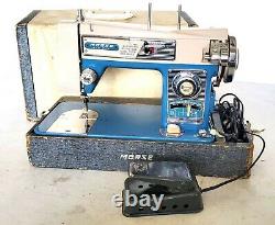 Morse Fotomatic III 4300 Zig Zag Heavy Duty Sewing Machine WithPedal & Case