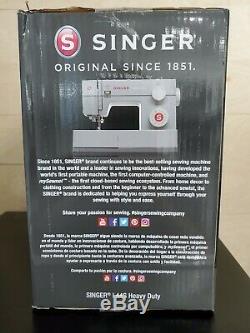 NEW SINGER 44S Heavy Duty Sewing Machine with 23 Built-In Stitches Ships Same Day