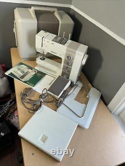 NICE! Bernina Record 930 Heavy Duty Electronic Sewing Machine Case & Accessories