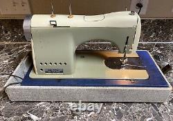 Necchi Bu Supernova Vintage Sewing Machine Heavy Duty With Case Foot Pedal Used