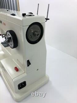 PFAFF 1222E Heavy Duty Sewing Machine Vintage + Case Accessories Foot Pedal