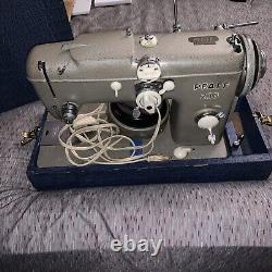 PFAFF 230 Automatic Dial-A-Stitch Sewing Machine 1950s Heavy Duty Industrial