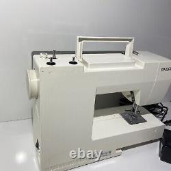 PFAFF German Design HOBBY 1022 Heavy Duty Sewing Machine