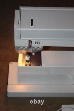 Pfaff Creative 1475 CD Heavy-Duty Sewing & Embroidery Machine w Accessories