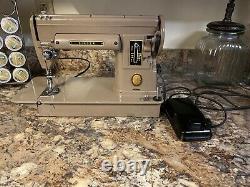 Rare Singer 301A Portable Heavy Duty Gear Drive Sewing Machine Tested