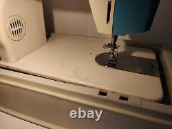Rare Vintage White Sewing Machine Model 477 WithHeavy Duty Case &Some Owner Manual