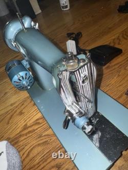Restored Heavy-Duty Fleetwood Sewing Machine. High Torque Reduction Pulley. GA