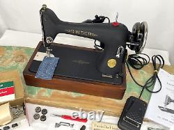 SERVICED Vtg Singer 66 Sewing Machine Heavy Duty Leather / Denim, Wrinkle Finish