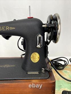 SERVICED Vtg Singer 66 Sewing Machine Heavy Duty Leather / Denim, Wrinkle Finish