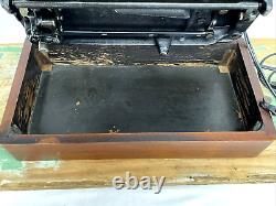 SERVICED Vtg Singer 66 Sewing Machine Heavy Duty Leather / Denim, Wrinkle Finish