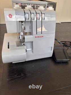 SINGER 14HD854 Heavy Duty Serger Overlock Machine + Pedal Manual Thread Accessor