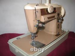SINGER 401A HEAVY DUTY SEWING MACHINE, Service, in good working condition