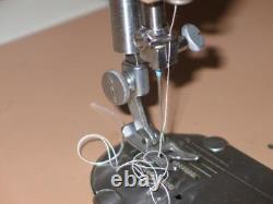 SINGER 401A HEAVY DUTY SEWING MACHINE, Service, in good working condition
