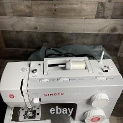 SINGER 4411 Heavy Duty 120W Portable Sewing Machine Grey