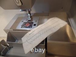 SINGER 4411 Sewing Machine Heavy Duty CLEAN working w Manual