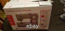 SINGER 4423 Heavy Duty Sewing Machine with 23 Built-In Stitches. Only Used Once