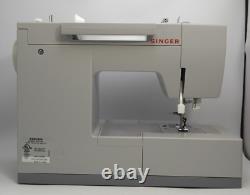 SINGER 4423 Heavy Duty Sewing Machine with Accessories & Box VERY NICE