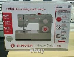 SINGER 4452 Heavy Duty Sewing Machine NEW