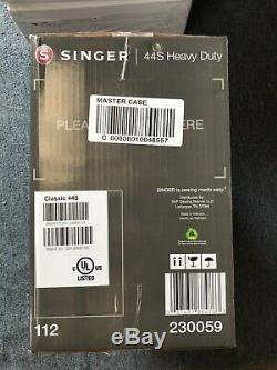 SINGER 44S Heavy Duty 23 Stitches Sewing Machine IN-STOCK SHIPS QUICKLY USA