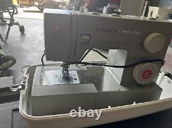 SINGER 44S Heavy Duty Sewing Machine